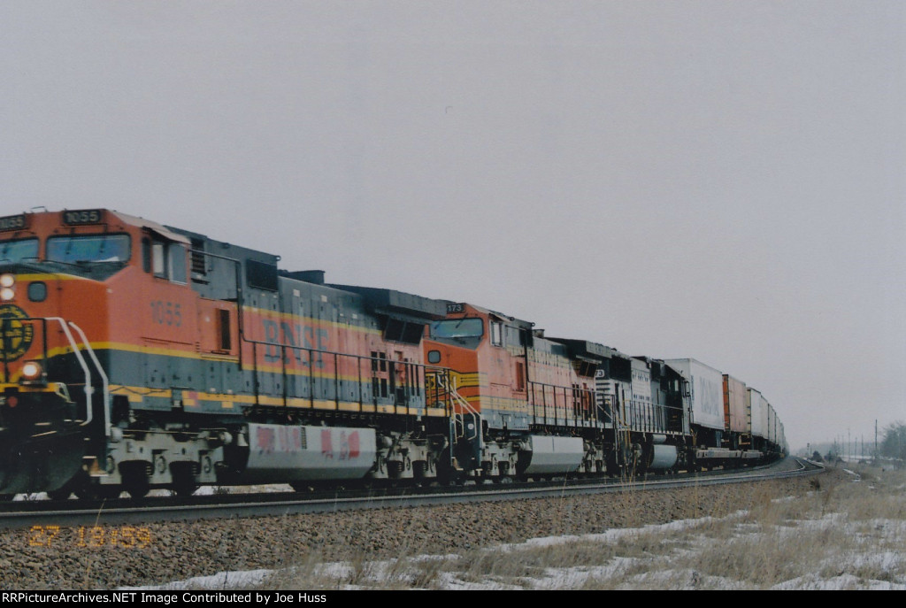 BNSF 1055 West